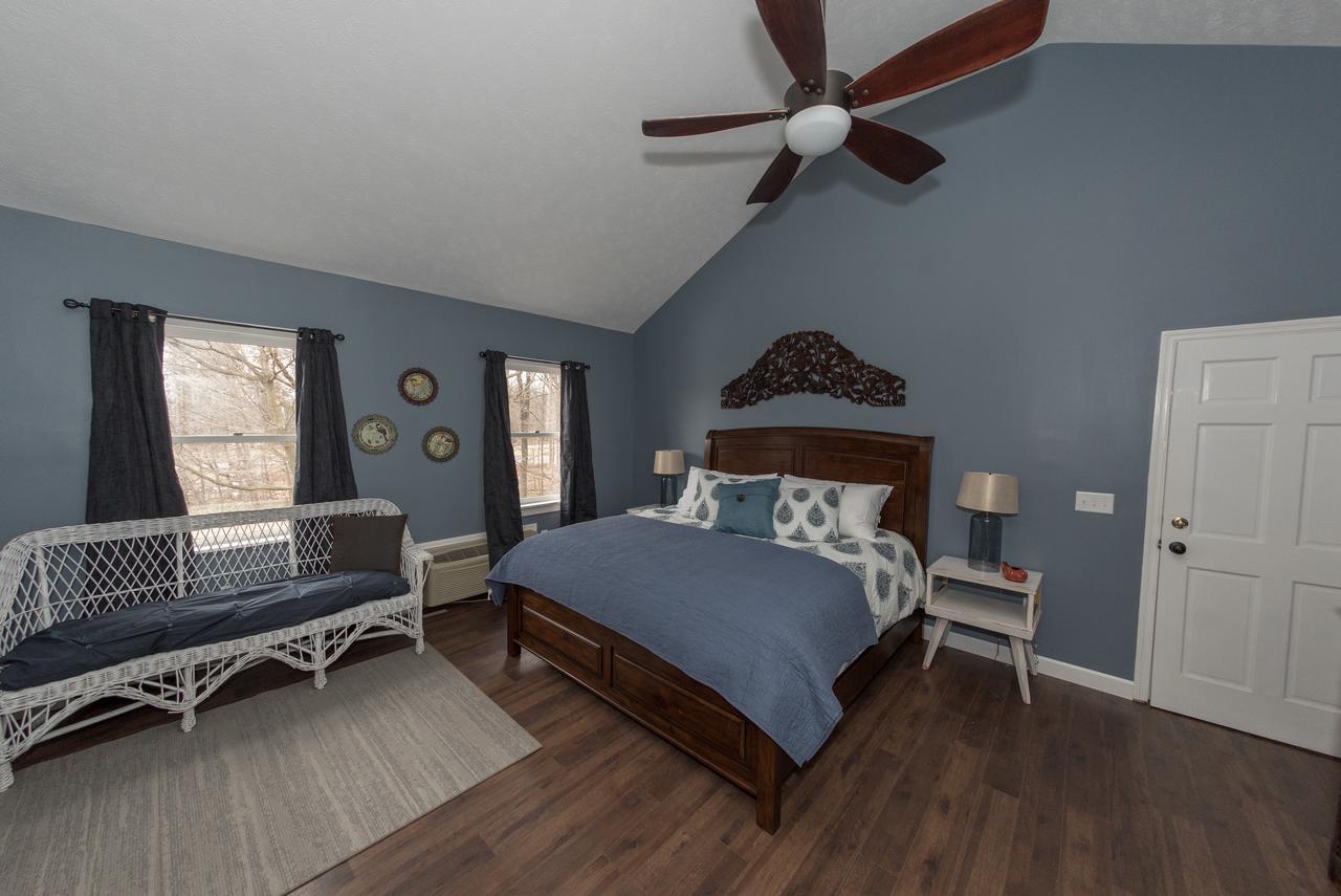 Creekside Inn Oneida Екстериор снимка