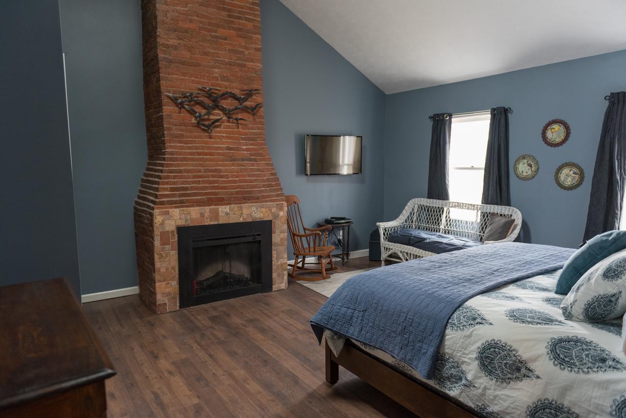 Creekside Inn Oneida Екстериор снимка