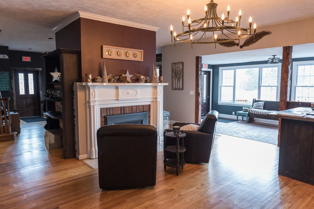 Creekside Inn Oneida Екстериор снимка